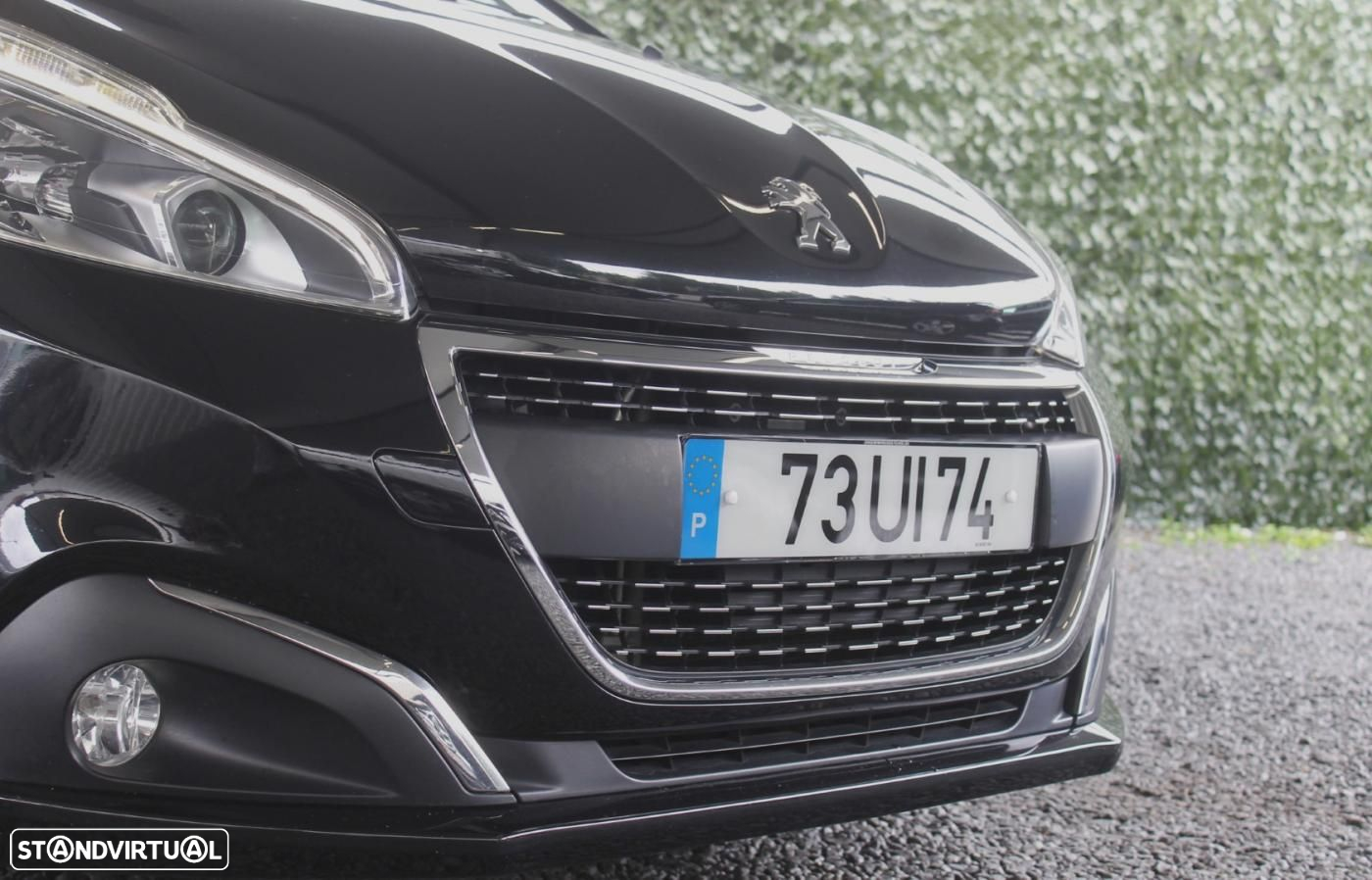 Peugeot 208 1.2 PureTech Allure - 23