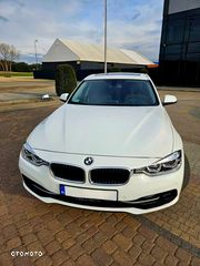 BMW Seria 3 320i xDrive