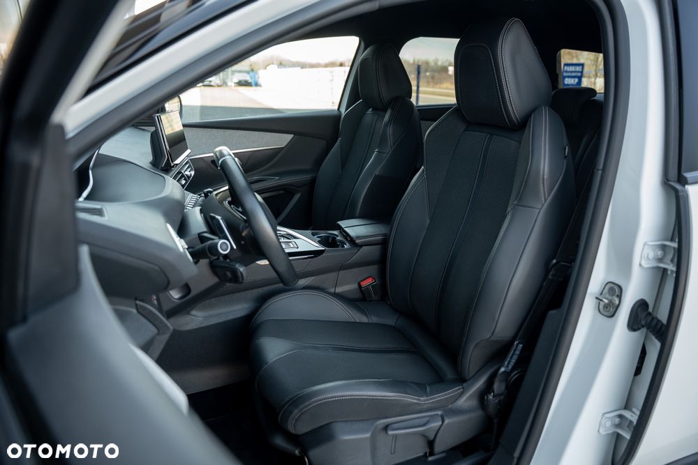 Peugeot 5008 BlueHDi 180 EAT8 GT Pack - 24