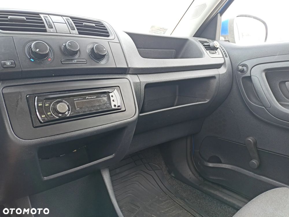 Skoda Fabia - 11