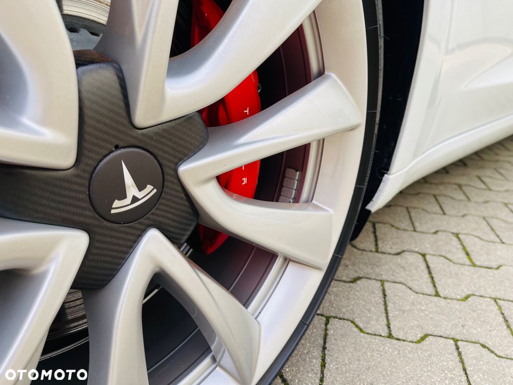 Tesla Model 3 Langstreckenbatterie Allradantrieb Dual Motor Performance - 16