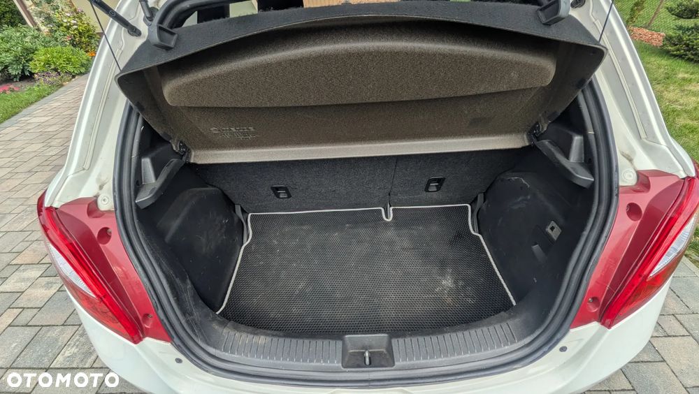 Mazda 2 1.5 Sport - 12