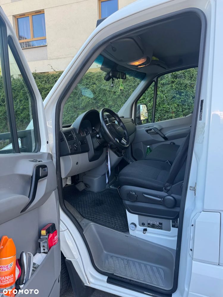 Mercedes-Benz SPRINTER - 16