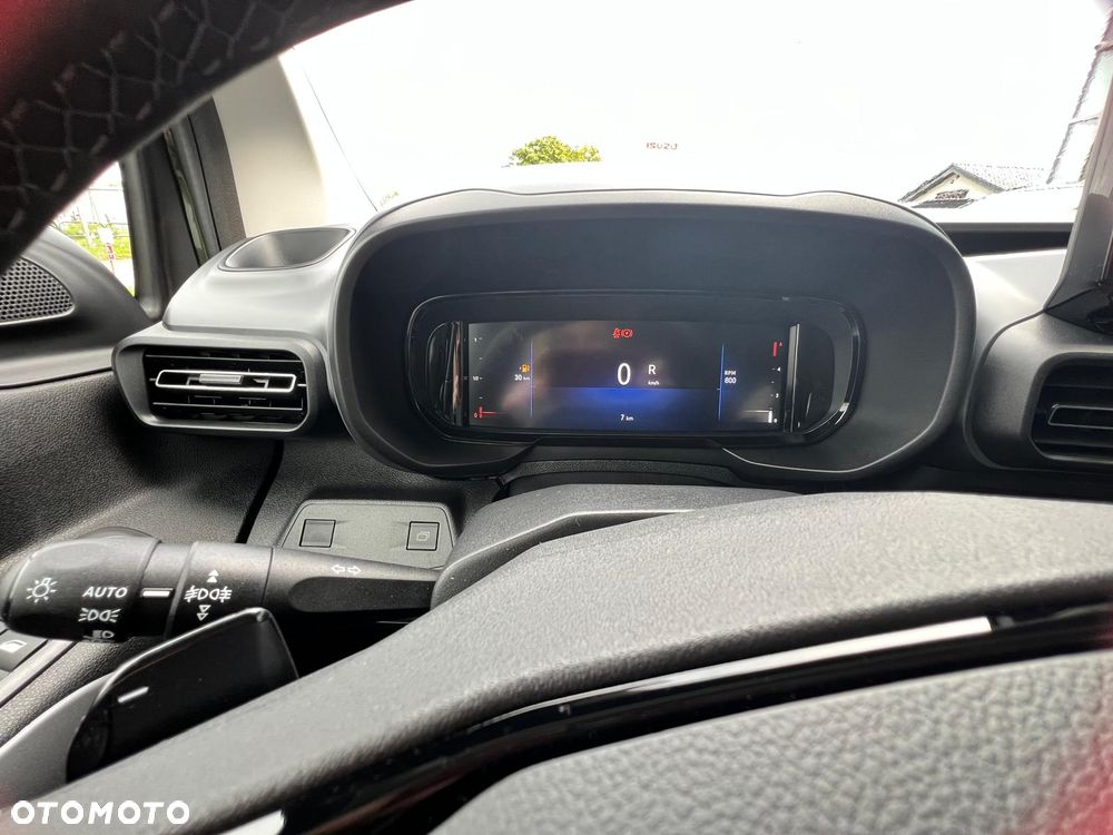 Opel Combo XL 1.5 BlueHDi S&S GS EAT8 - 19