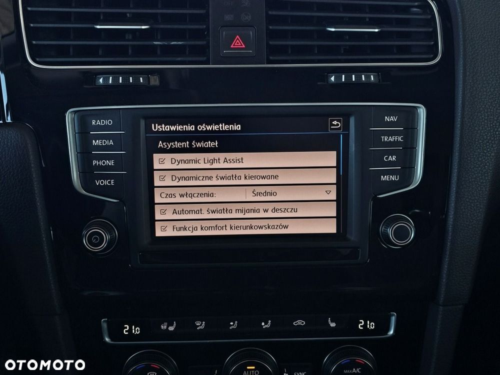 Volkswagen Golf Variant - 22