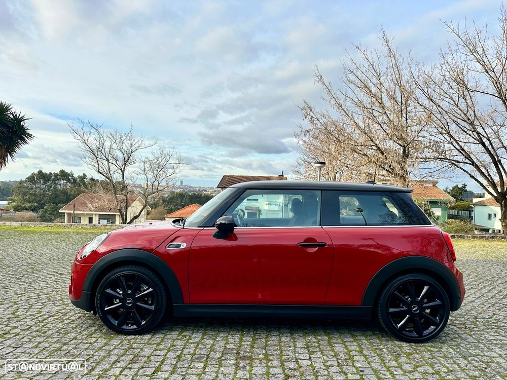 MINI 3 Portas Cooper D - 3