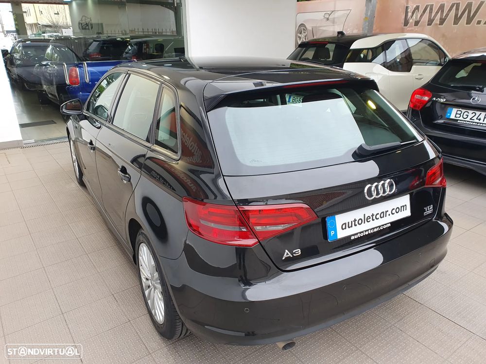Audi A3 Sportback 1.6 TDI Advance - 7
