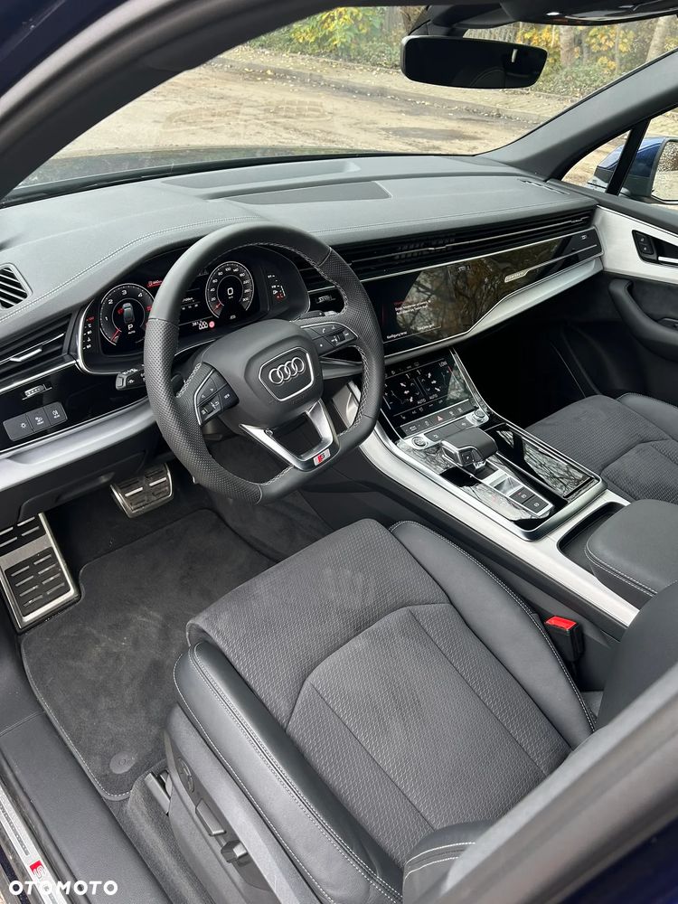 Audi Q7 - 10