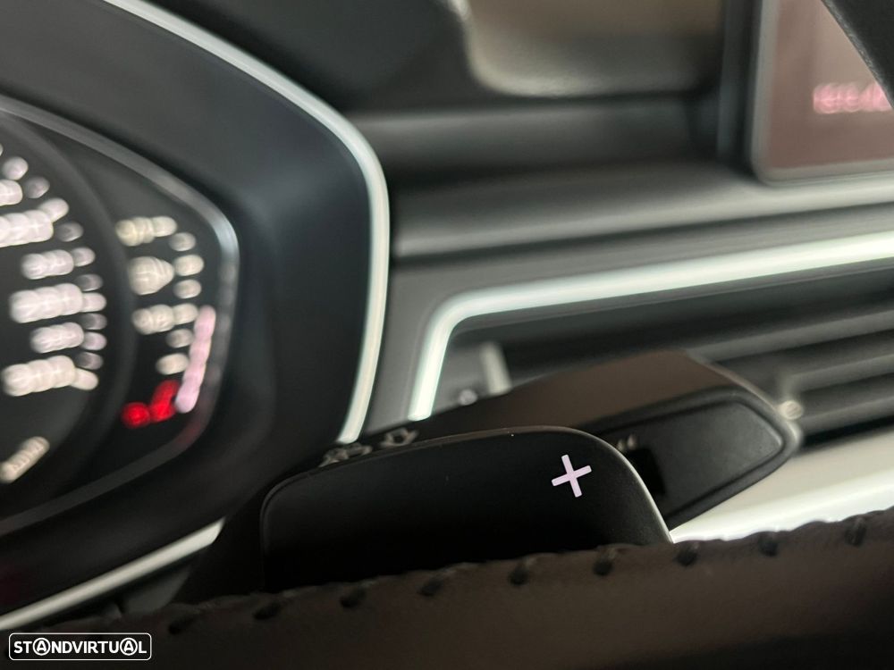 Audi A4 2.0 TDI S-line S tronic - 23