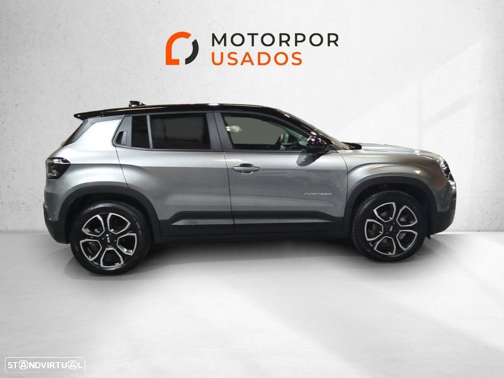Jeep Avenger 54 kWh Summit - 4