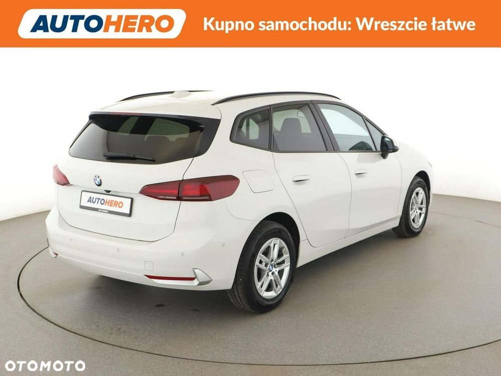 BMW Seria 2 218d - 8