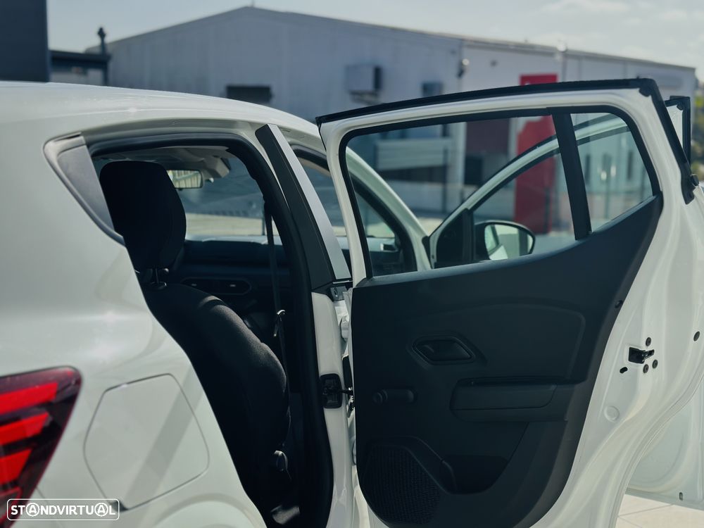 Dacia Sandero - 38