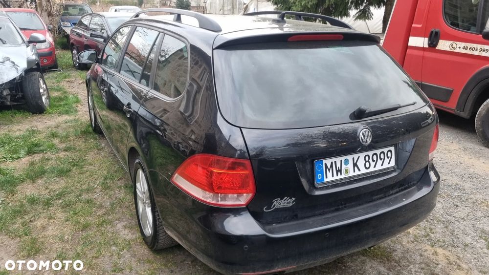 Volkswagen Golf 2.0 TDI DPF MATCH - 5