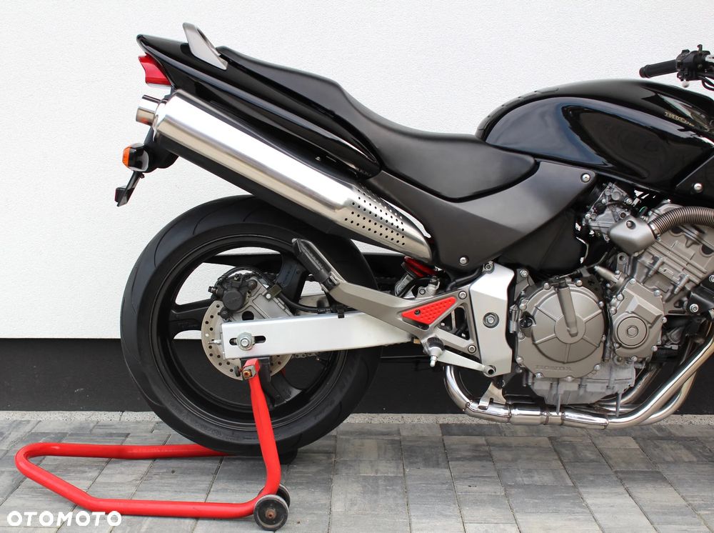 Honda CB - 8