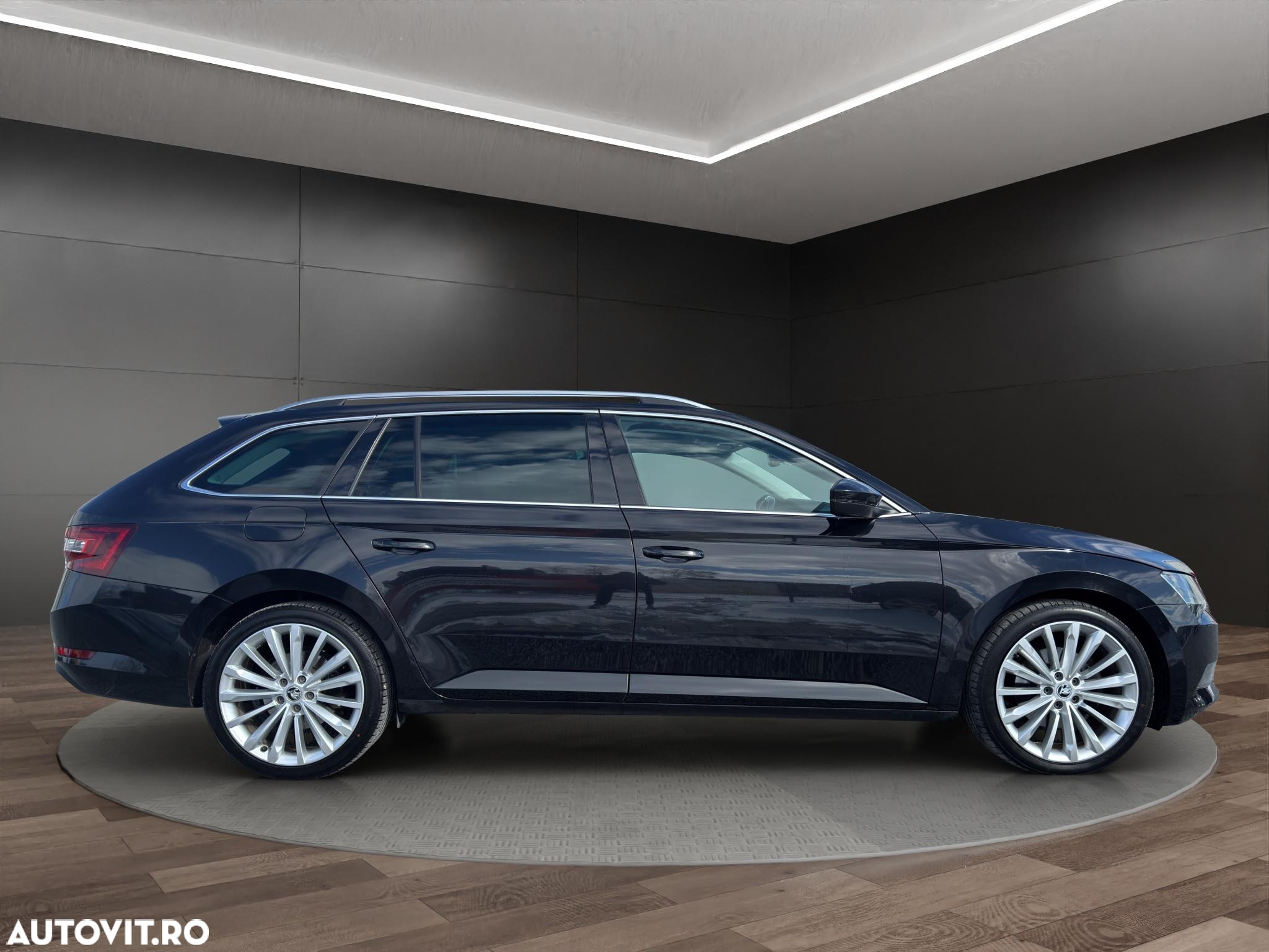 Skoda Superb 2.0 TDI DSG Style - 17