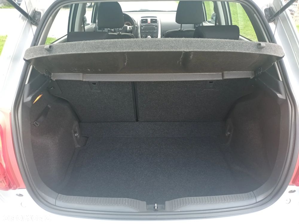 Toyota Auris 1.33 VVT-i Life Comfort - 17