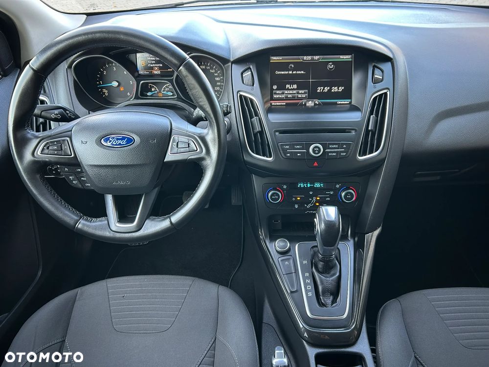 Ford Focus 1.5 EcoBlue Start-Stopp-System TITANIUM - 19