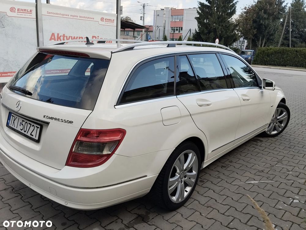 Mercedes-Benz Klasa C 180 T Kompressor BlueEFFICIENCY Avantgarde - 3