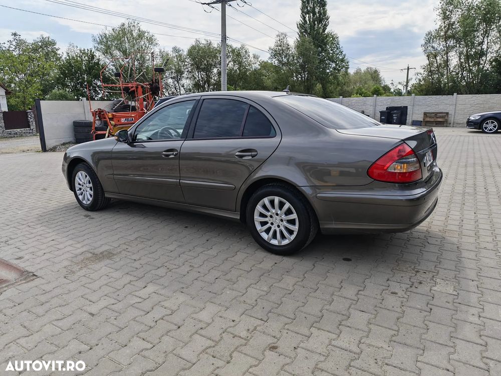 Mercedes-Benz E 220 CDI - 13