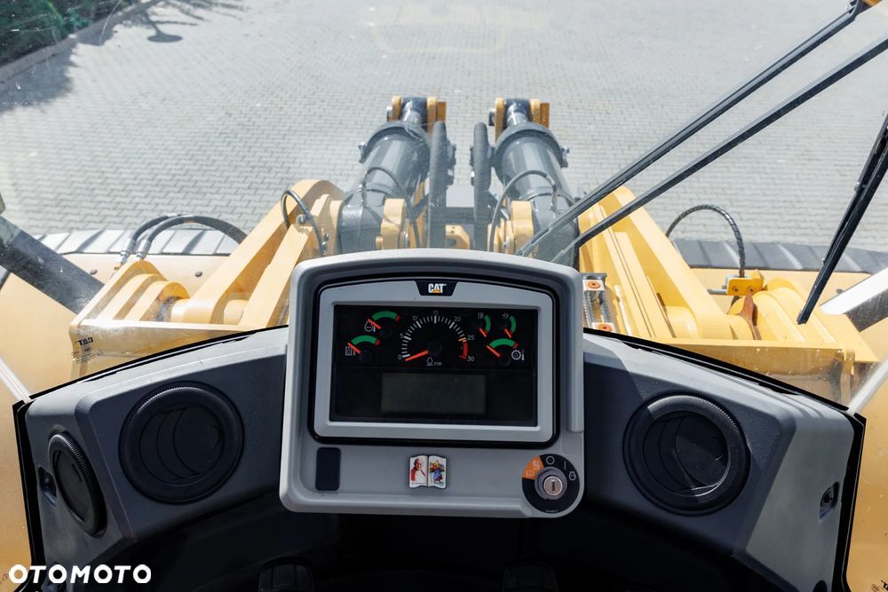 Caterpillar CAT 980M - 9