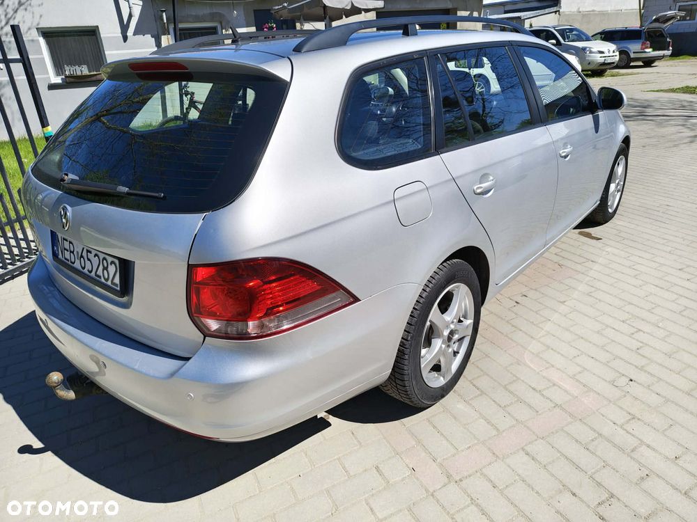 Volkswagen Golf 1.6 TDI Comfortline - 6