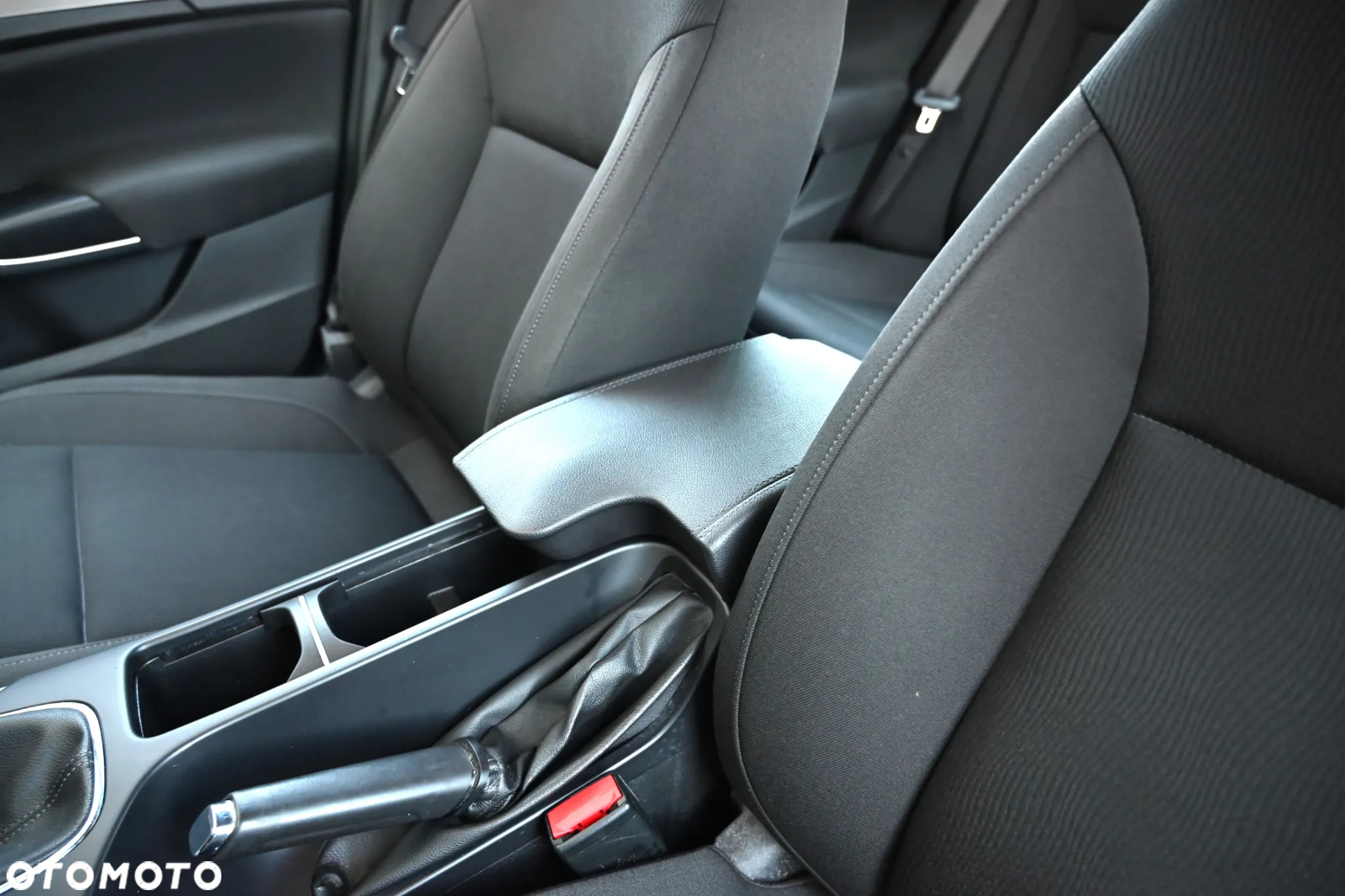 Opel Insignia - 26
