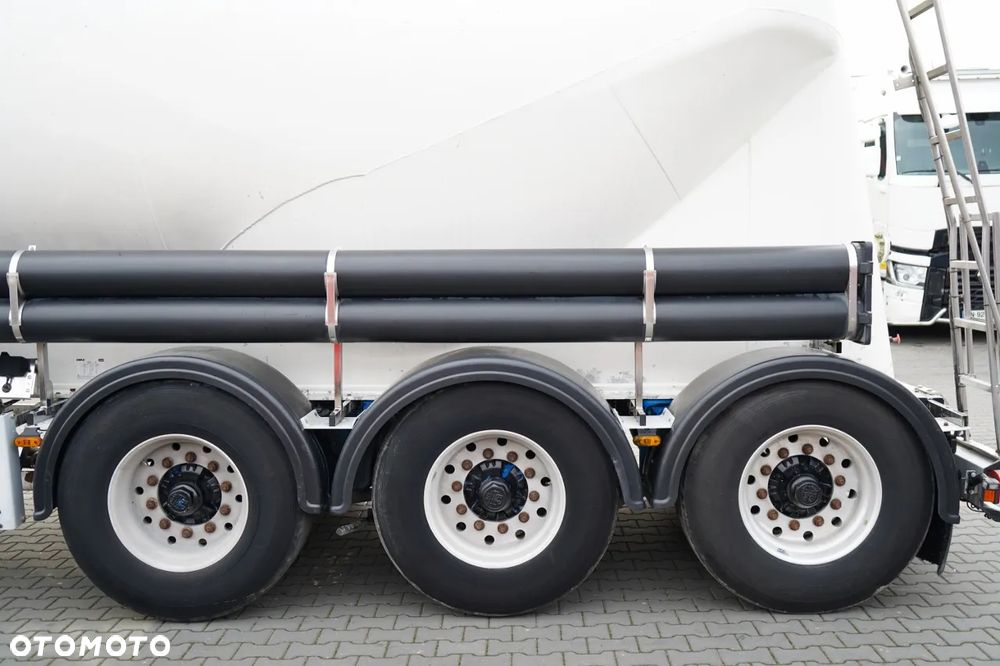 Feldbinder CEMENTONACZEPA / 3 KOMORY / 37 000 L / SILOS / DO MATERIAŁÓW SYPKICH  / ALUFELGI - 22