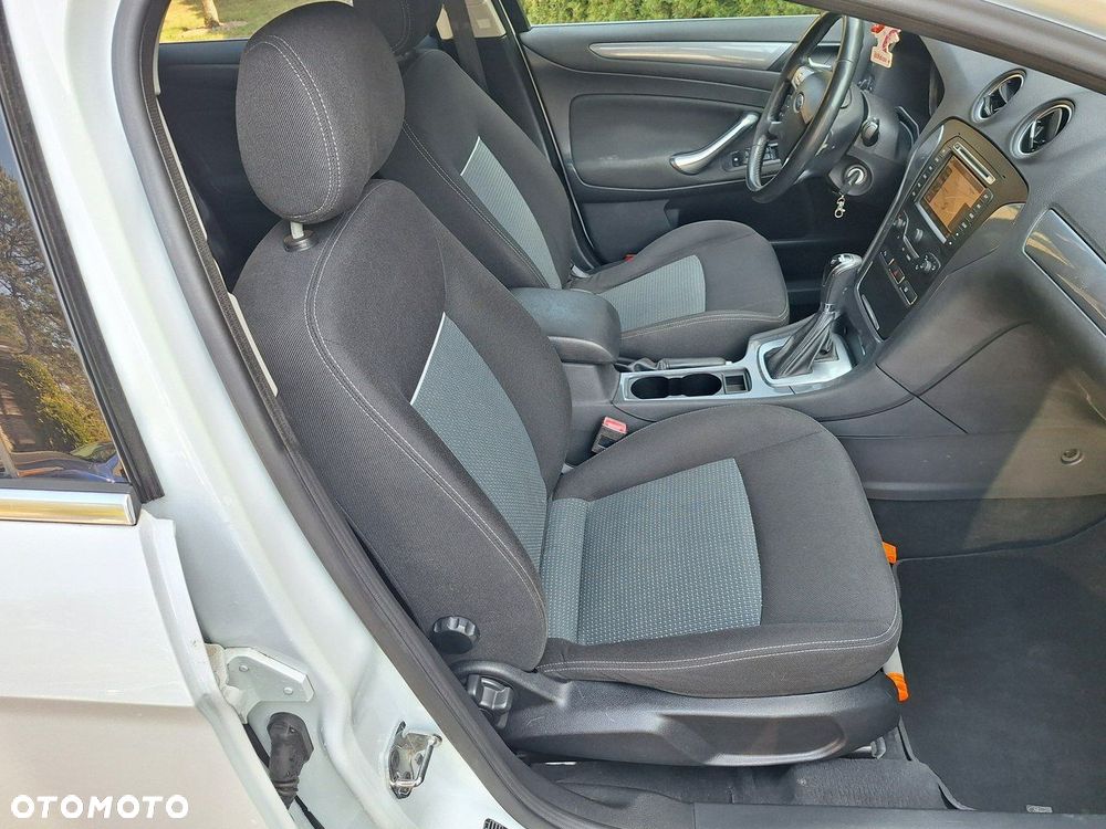 Ford Mondeo 2.0 TDCi Titanium - 26