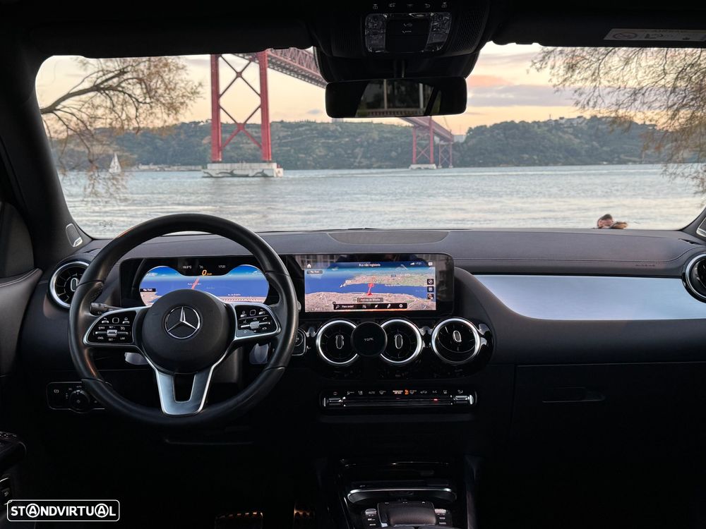 Mercedes-Benz GLA 250 e 8G-DCT - 8