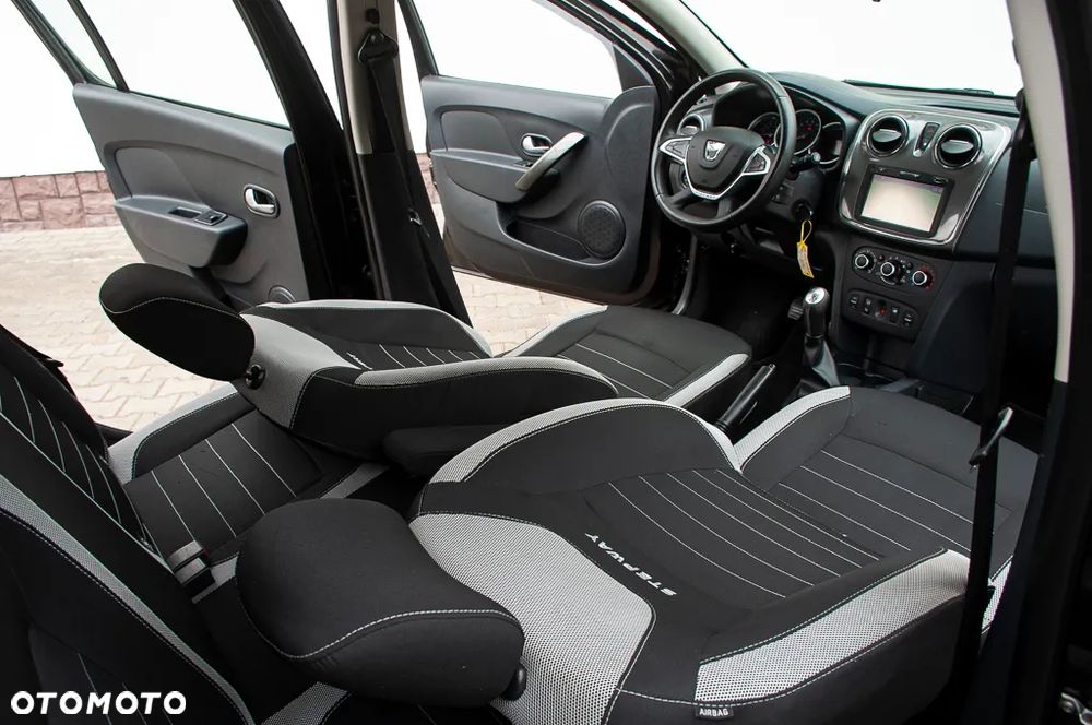 Dacia Sandero Stepway TCe 100 Prestige - 25