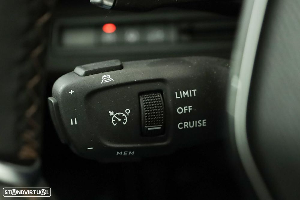 Peugeot 3008 1.2 PureTech GT EAT8 - 17