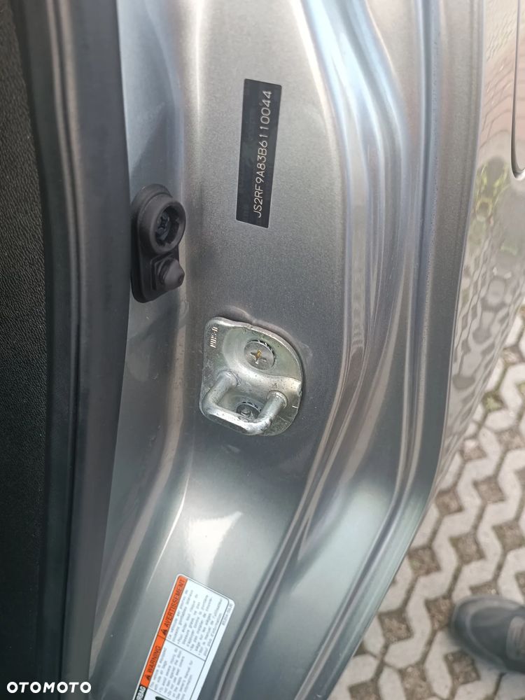 Suzuki Kizashi 2.4 Sport 4WD CVT - 5