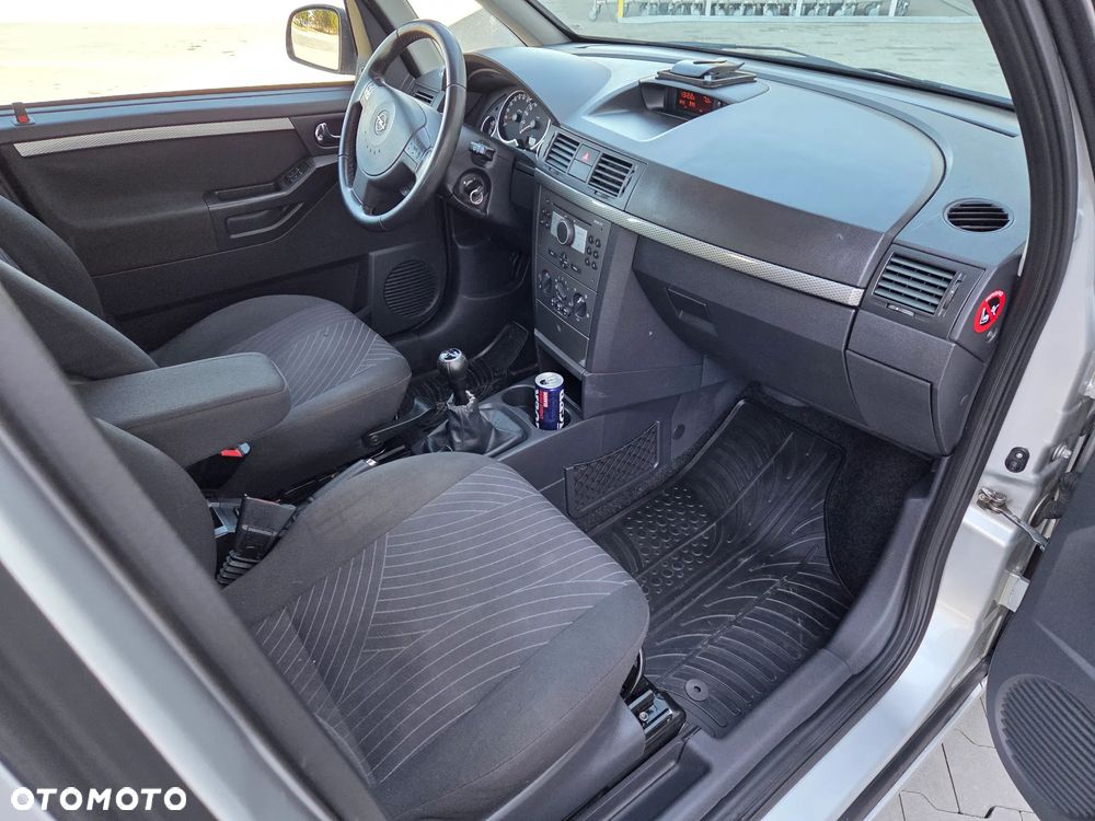 Opel Meriva 1.6 16V Easytronic Cosmo - 3