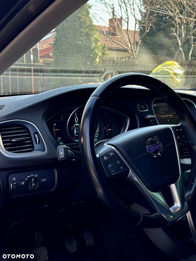 Volvo V40 D2 - 19