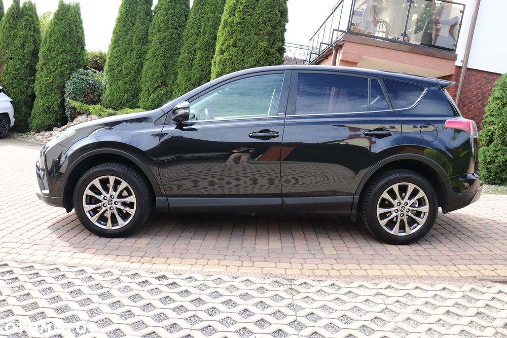 Toyota RAV4 - 22
