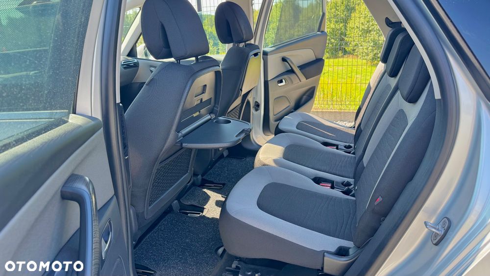 Citroën C4 Picasso - 11