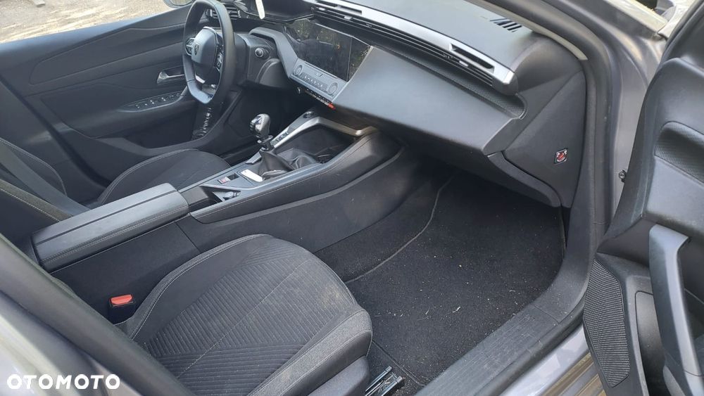 Peugeot 308 1.2 PureTech Allure Pack S&S - 12