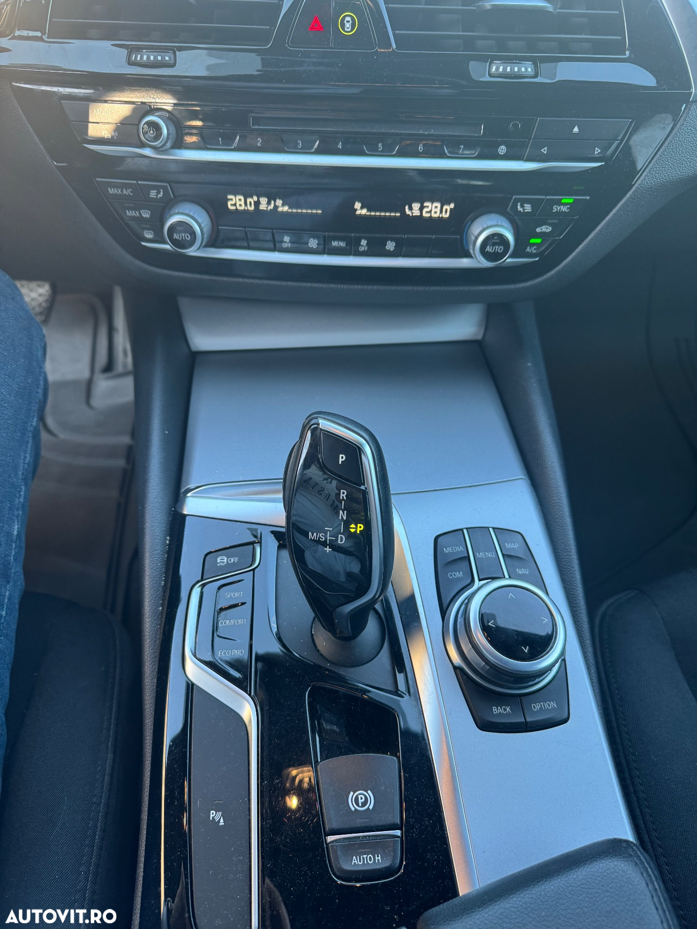 BMW Seria 5 520d Touring Aut. - 13