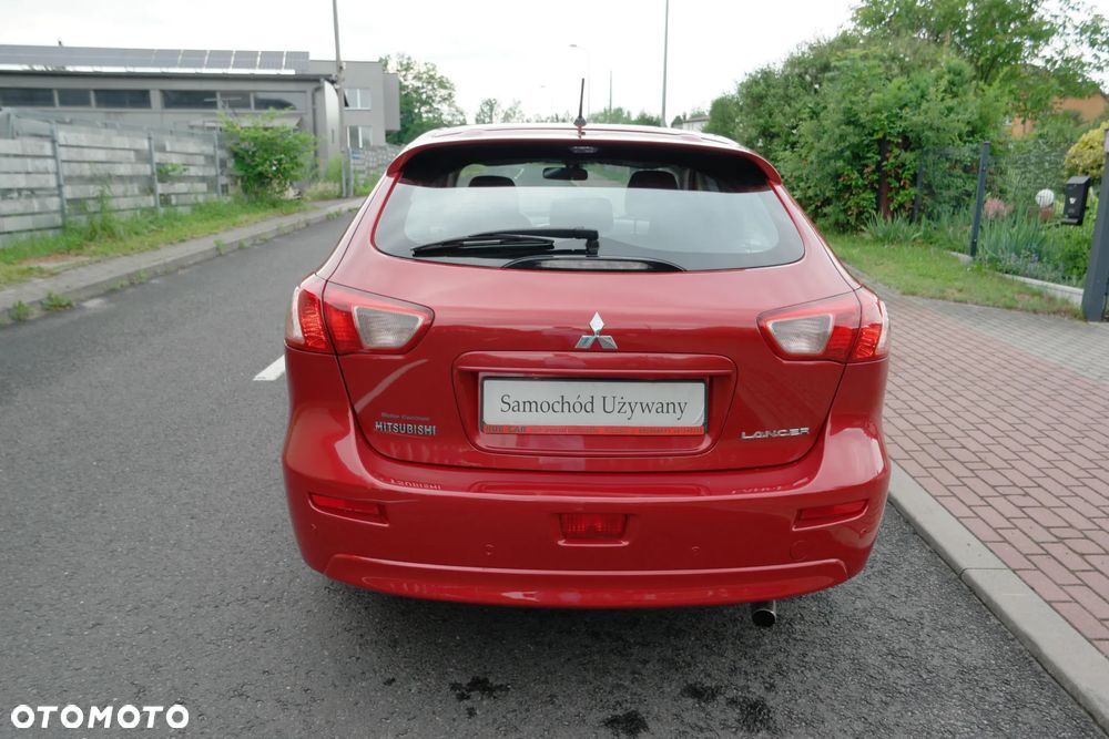 Mitsubishi Lancer - 8