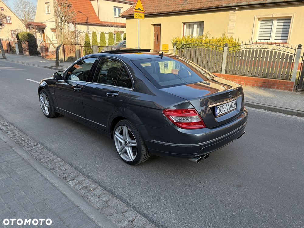Mercedes-Benz Klasa C 280 T Classic 4-Matic - 7