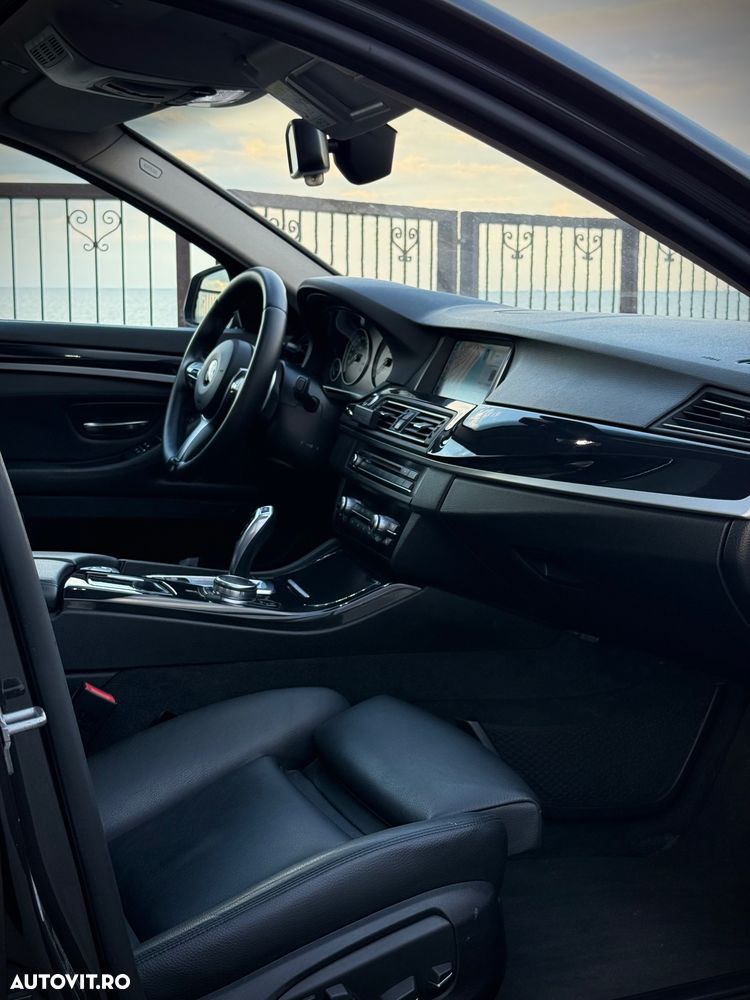 BMW Seria 5 520d AT - 10