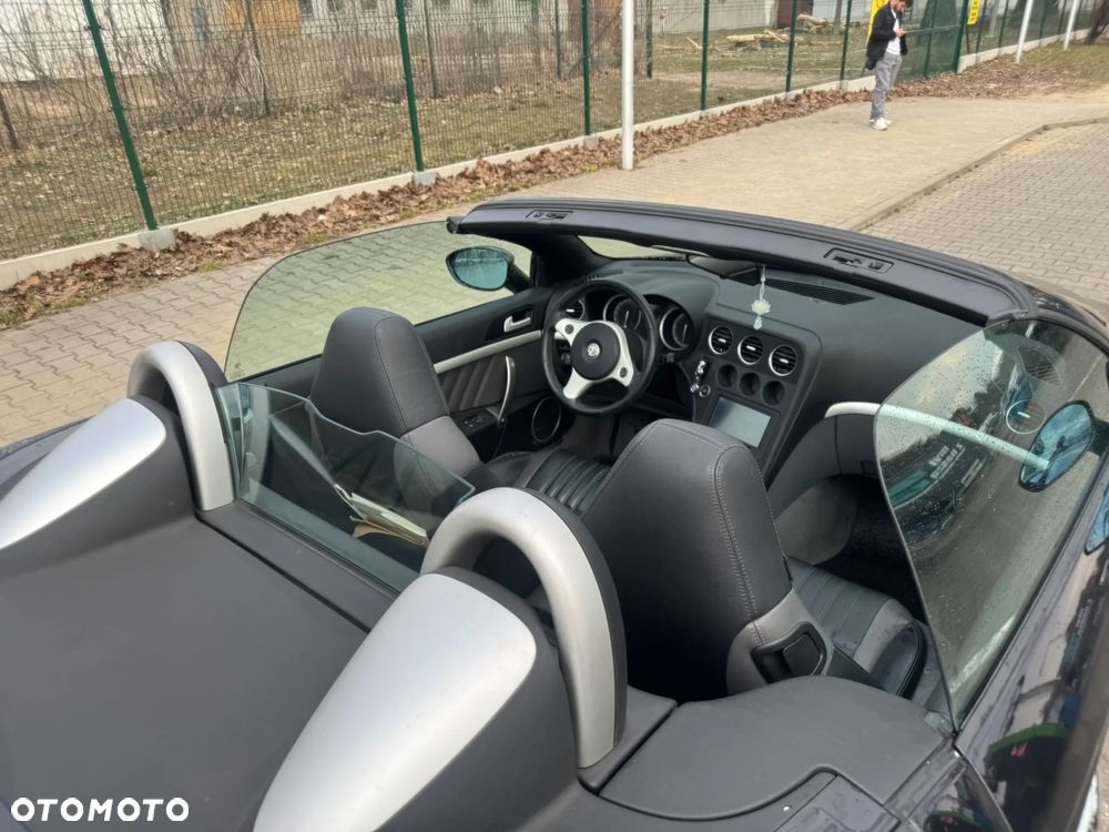 Alfa Romeo Spider 2.4 JTDM 20V DPF Exclusive - 10