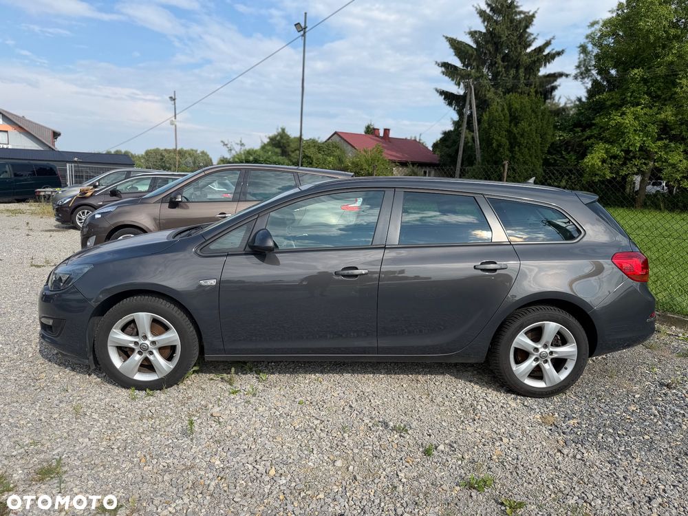 Opel Astra 1.6 CDTI Executive - 7