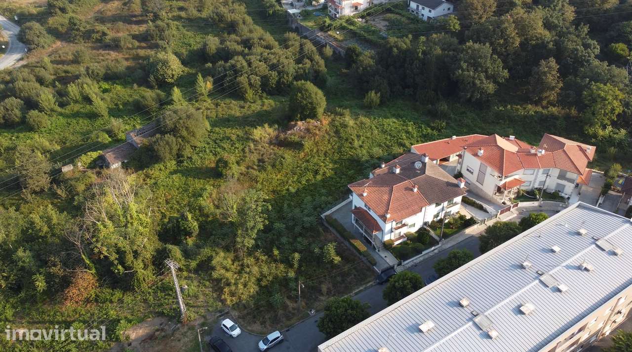 Terreno Urbano c/projeto incluído, Dume - Braga