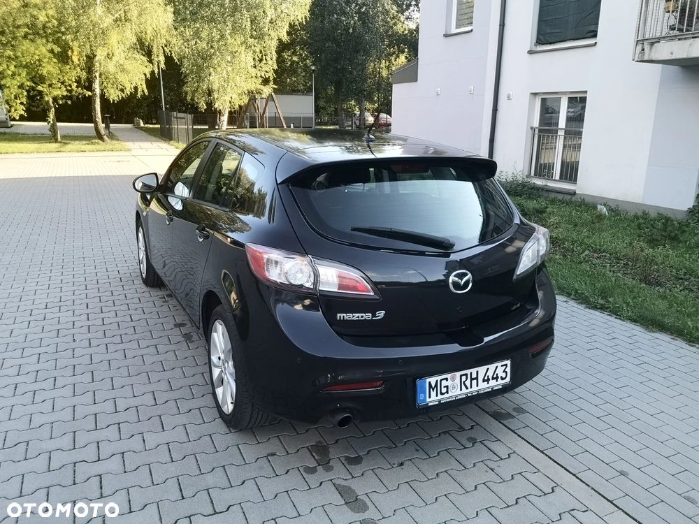 Mazda 3 1.6 Exclusive + - 7