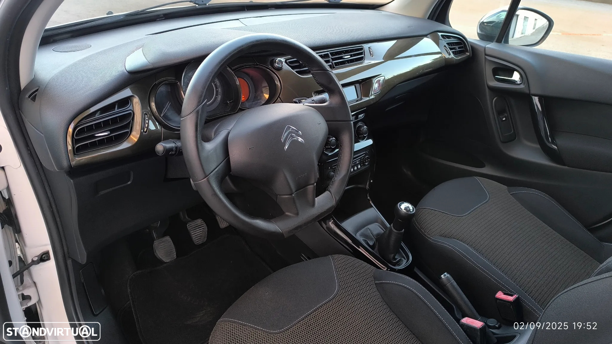 Citroën C3 HDi FAP Tendance - 33