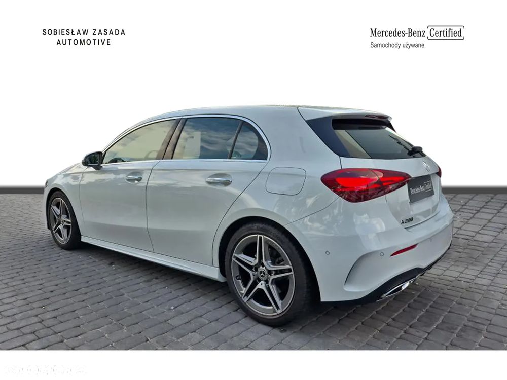 Mercedes-Benz Klasa A 200 AMG Line 7G-DCT - 3