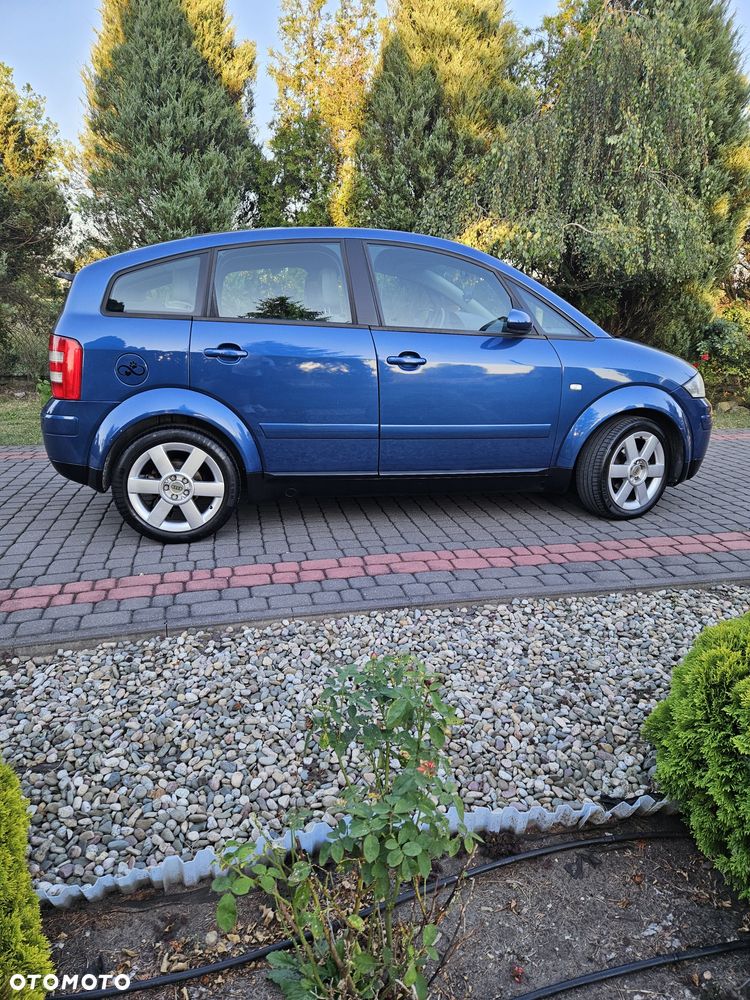 Audi A2 - 4
