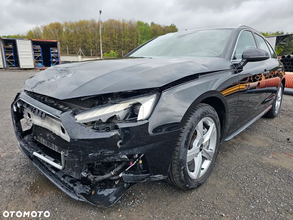 Audi A4 Avant 40 TDI quattro S tronic advanced - 4