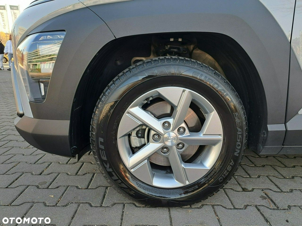 Hyundai Kona - 11